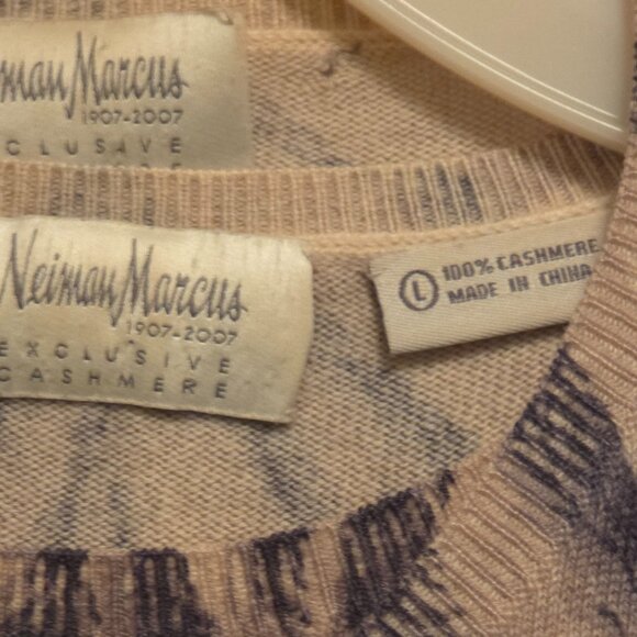 Neiman Marcus 100% Cashmere / Animal Print Top-Set - Picture 4 of 12